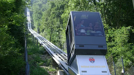 Telecabina de la Cetatea Devei, din nou funcţională