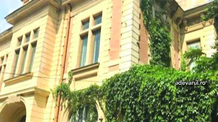Chirurg celebru, tun imobiliar de proporţii. Cât a plătit pentru un apartament situat într-o clădire monument istoric
