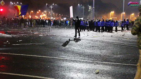 CJI cere Jandarmeriei şi MAI să sancţioneze abuzurile jandarmilor care la protestul de vineri au atacat jurnalişti