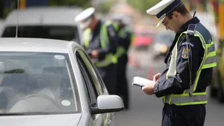 Peste 500 de şoferi au rămas fără permis şi aproape 10.000 de amenzi date de poliţişti, într-o singură zi