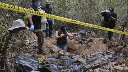 Cel puţin 166 de cadavre au fost descoperite într-o groapă comună din MExic