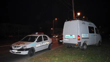 Doi poliţişti au fost bătuţi de un şofer pe care-l urmăriseră pentru că nu a oprit la semnalele din trafic