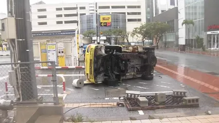 Taifunul Trami a lovit Japonia. Vântul va ajunge la peste 200 km la oră. Peste 56 de persoane sunt rănite