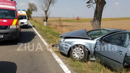 O femeie însărcinată în 8 luni şi un bărbat, răniţi într-un accident în Constanţa. Un elicopter SMURD a intervenit