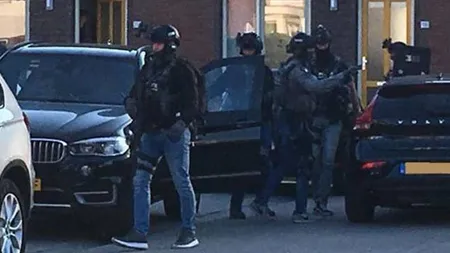 Atac terorist MAJOR cu centuri explozive şi puşti de asalt AK-47, în Olanda