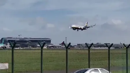 Clipe de panică! Un avion plin cu români a ratat aterizarea: 