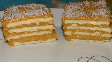 Biscuiţi cu cremă caramel