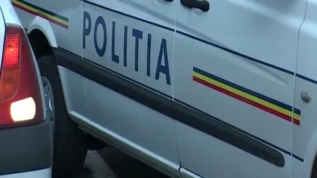 Patru tineri au fost prinşi de poliţişti după ce au comis mai multe furturi din locuinţe şi tâlhării