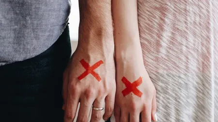 3 semne că eşti într-o relaţie toxică