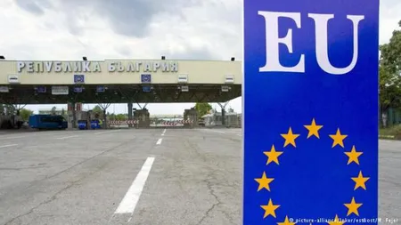România nu intră în Schengen din cauza situaţiei politice a ţării. Bulgaria şi Croaţia sunt însă eligibille