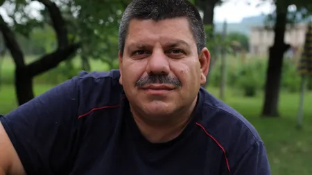 Doliu în muzica populară! Un îndrăgit artist s-a stins din viaţă în urma unui infarct