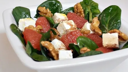 Salata de spanac cu grapefruit