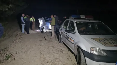 Crimă înfiorătoare în Botoşani. Un bărbat şi-a ucis mama cu zeci de lovituri de cuţit