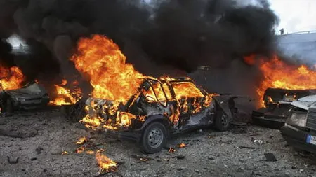 Autoturisme incendiate cel mai probabil cu intenţie în Neamţ