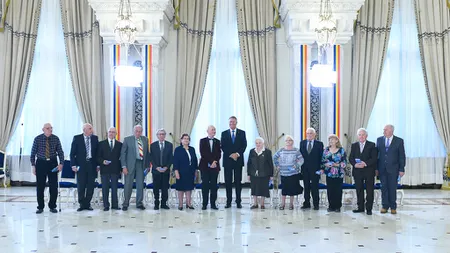 Preşedintele Klaus Iohannis a decorat 44 de supravieţuitori ai Holocaustului