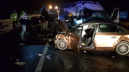 Accident cumplit pe şoseaua de centură a Iaşiului. Două persoane au murit pe loc VIDEO