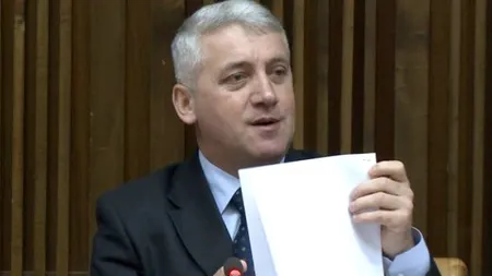 Adrian Ţuţuianu: 