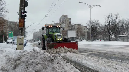 Primăria Capitalei a făcut bilanţul: câte utilaje au acţionat în Bucureşti după ninsorile de marţi noapte şi miercuri dimineaţă