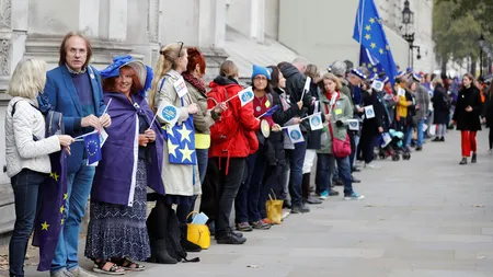 Lanţ uman pentru apărarea Uniunii Europene în cazul unui Brexit fără acord