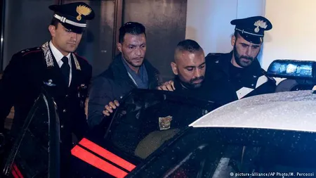 Poliţia a confiscat vile de lux construite ilegal. La razii au participat 600 de poliţişti. Primăriţa este implicată