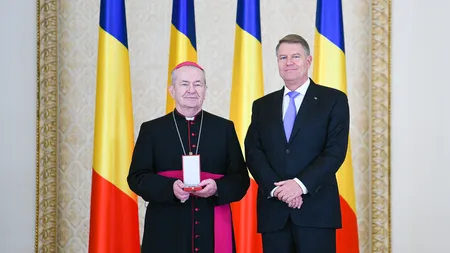 Preşedintele Iohannis l-a decorat pe arhiepiscopul Ioan Robu cu Ordinul Naţional Steaua României în grad de Cavaler