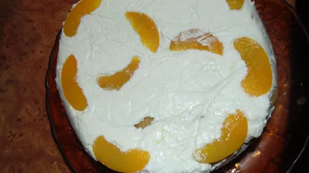 Tort uşor cu brânza de vaci