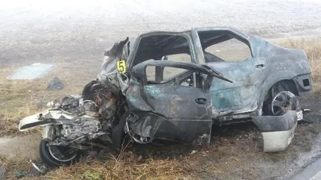 Primele imagini de la accidentul din Brăila. Primarul unei comune din Vrancea şi fostul viceprimar şi-au pierdut viaţa
