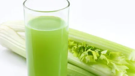 Băutura genială care te întinereşte peste noapte. Se prepară doar din ingrediente naturale