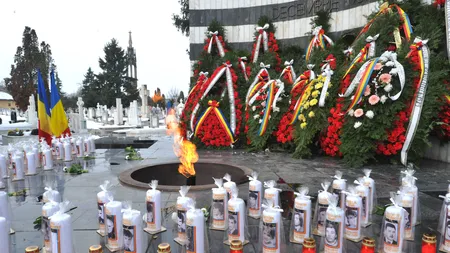 Ceremonii comemorative şi slujbe de pomenire în memoria eroilor căzuţi pentru victoria Revoluţiei din 1989