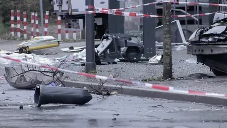 Atac xenofob în Germania. Un bărbat a intrat intenţionat cu maşina într-o mulţime de oameni, din motive rasiste