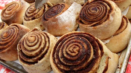Melci umpluţi cu nucă măcinată