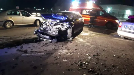 Patru răniţi într-un accident produs în Olt. Imagini teribile de la locul impactului VIDEO