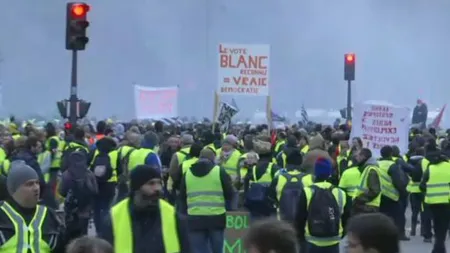 Noi proteste ale 
