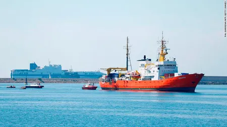 Migranţii blocaţi din decembrie pe două ambarcaţiuni în Mediterana au primit permisiunea de a debarca în Malta