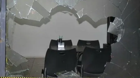 Jaf la o primărie din Arad. Hoţii au fugit cu un seif cu 12.000 lei