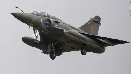 Un avion de vânătoare Mirage a dispărut de pe radare în scurt timp de la decolare. Piloţii au fost găsiţi morţi
