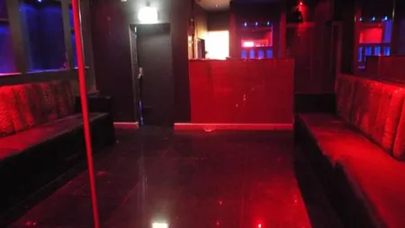 S-a intors lumea cu susul in jos! Un fost bordel, vizitat de 1000 barbati pe saptamana, pe cale sa devina... biserica