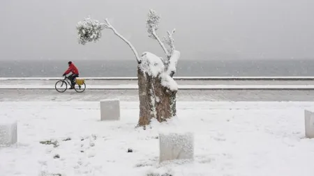 Val excepţional de frig în Grecia. Trei persoane au decedat