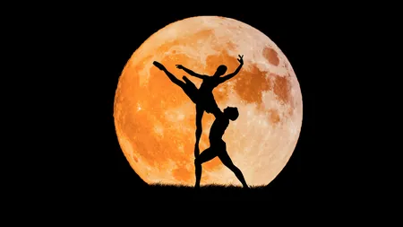 Horoscop DRAGOSTE săptămâna 14-20 ianuarie 2019. Întâlniri electrizante înainte de Luna plină sângerie!