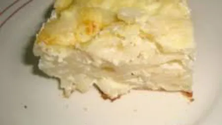 REŢETA ZILEI: Budincă de spaghete cu brânză