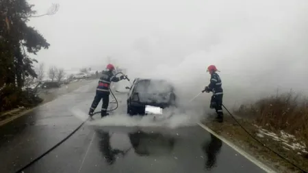 Accident grav în Timiş. Un autoturism a ars complet