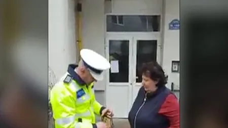 Gest de omenie făcut de o femeie din Slatina. A predat o sumă de bani găsiţi în bancomat. Cum a fost răsplătită