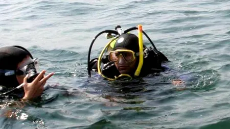 Un bărbat este căutat de pompieri şi de Garda de Coastă după ce a căzut în Dunăre de pe o barjă