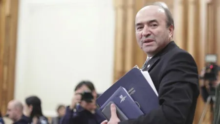 PNL anunţă moţiune împotriva lui Tudorel Toader după crima din Mediaş: România, raiul infractorilor! Tudorel, ocrotitorul lor!