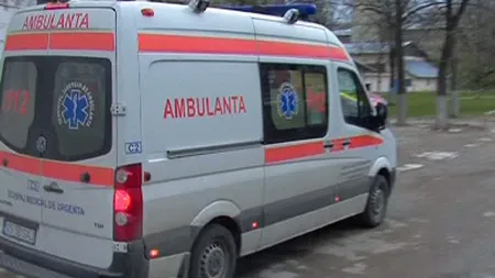 Tânăr tăiat cu cuţitul într-o staţie de autobuz din Bucureşti