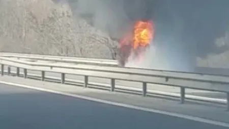 Incendiu pe Autostrada A1 Bucureşti - Piteşti