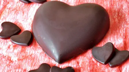 ZIUA ÎNDRĂGOSTIŢILOR 2019. Inimă de ciocolată cu cremă de cocos