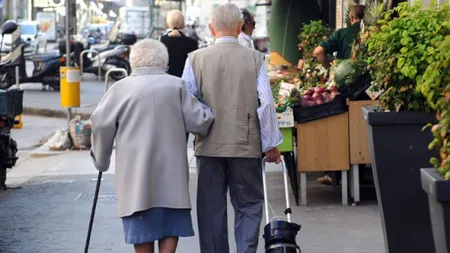 Veste bună pentru mulţi români. Se măresc pensiile cu 25%. De când se dau banii în plus