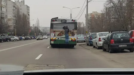 Elevii din Constanţa nu mai primesc reducere de 50% la transport. Consiliul Judeţean a respins propunerea