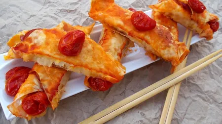 Rulouri pizza din foi Yufka